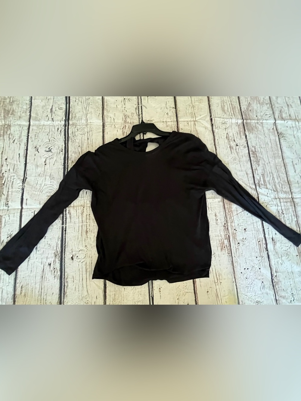 Lululemon Black Women's Casual Long Sleeve Top- Keyhole Back